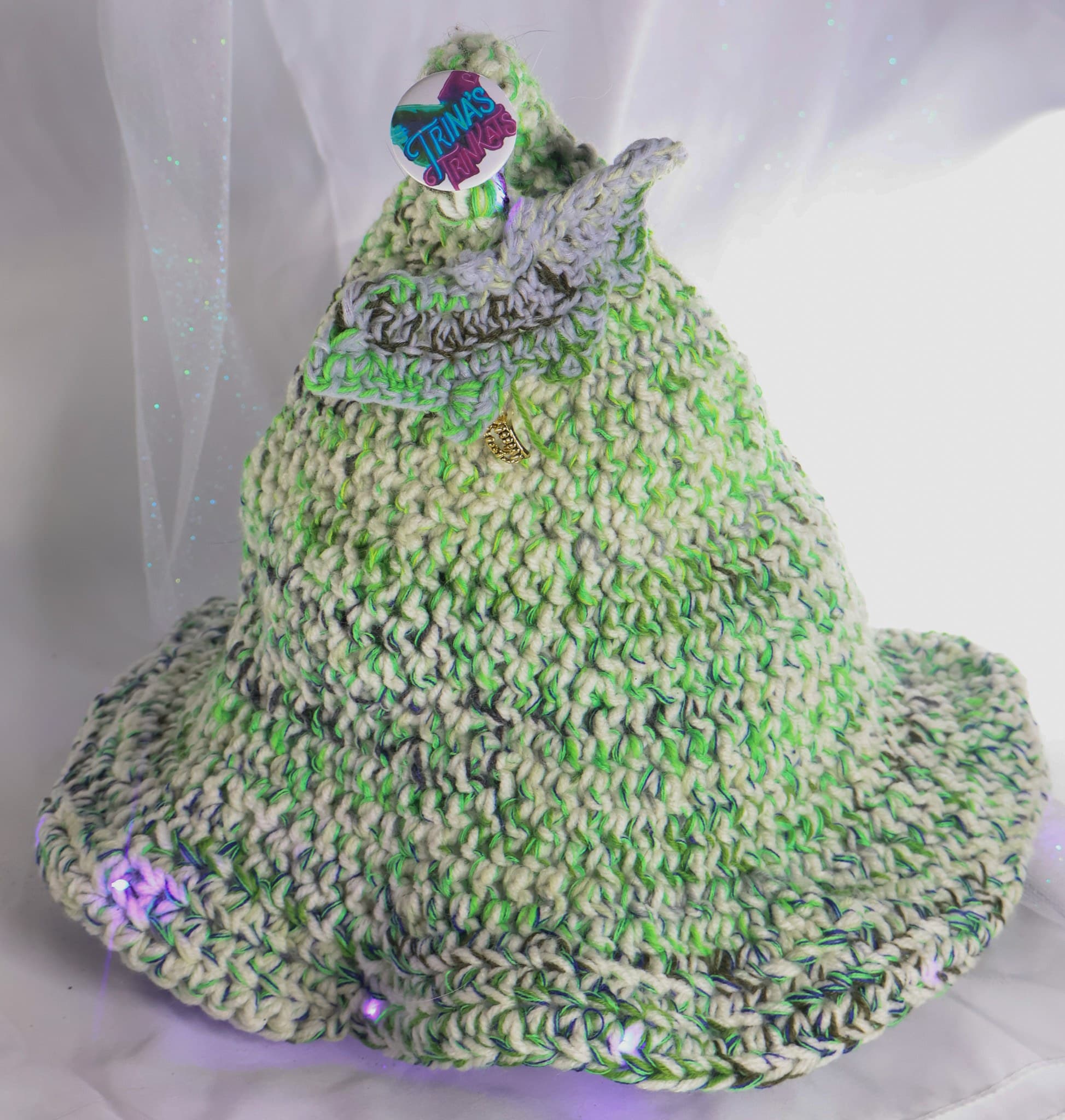Batty Bramble Witch Hat